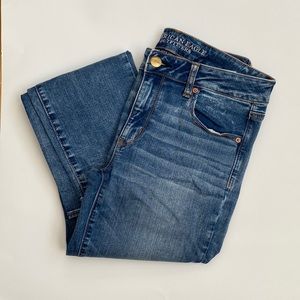 AMERICAN EAGLE Super Stretch Straight Leg Jeans